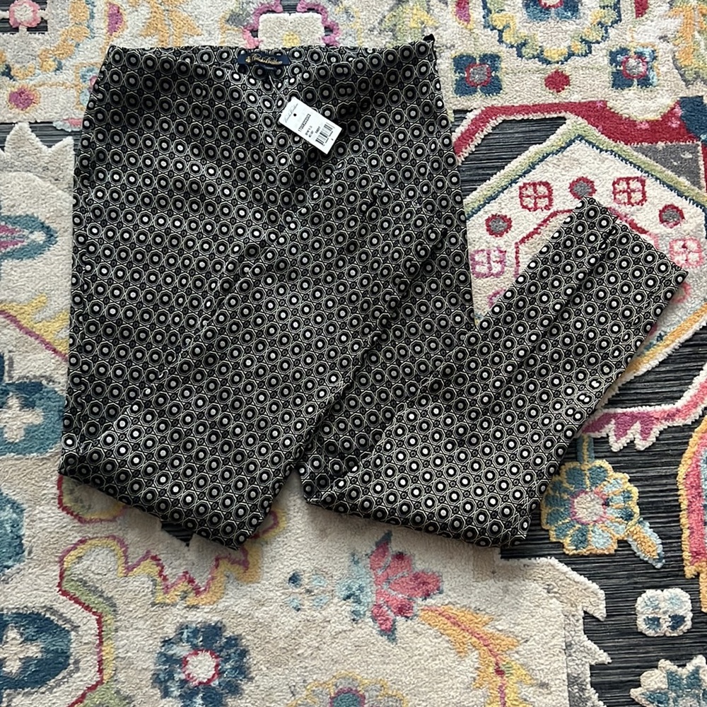 Brooks Brothers Women’s Black & Silver Dress Pants NWT